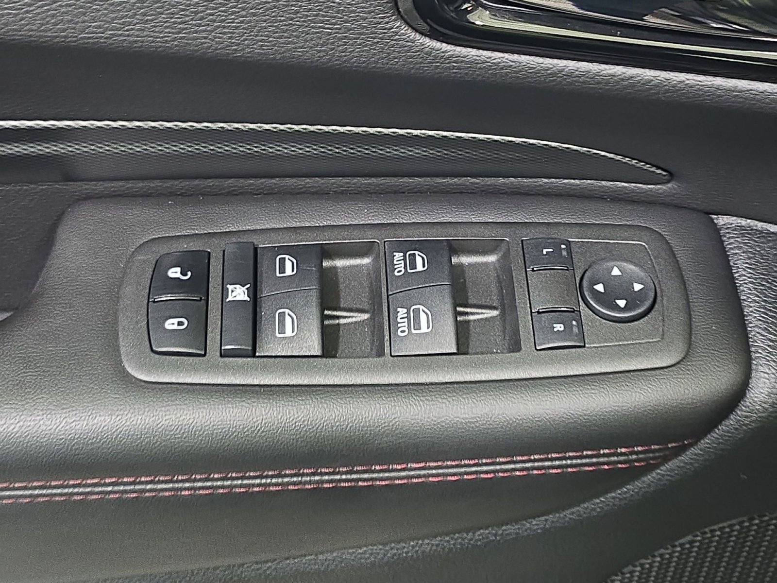 Used 2022 Dodge Durango R/T image 16