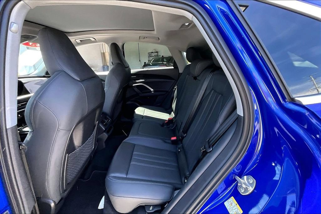 Certified 2025 Audi Q5 Premium Plus w/ Premium Plus AWD/4WD image 17
