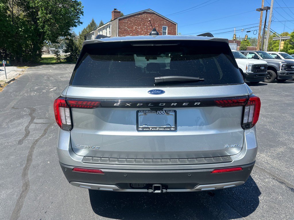 New 2025 Ford Explorer Active w/ Active Comfort Package image 8