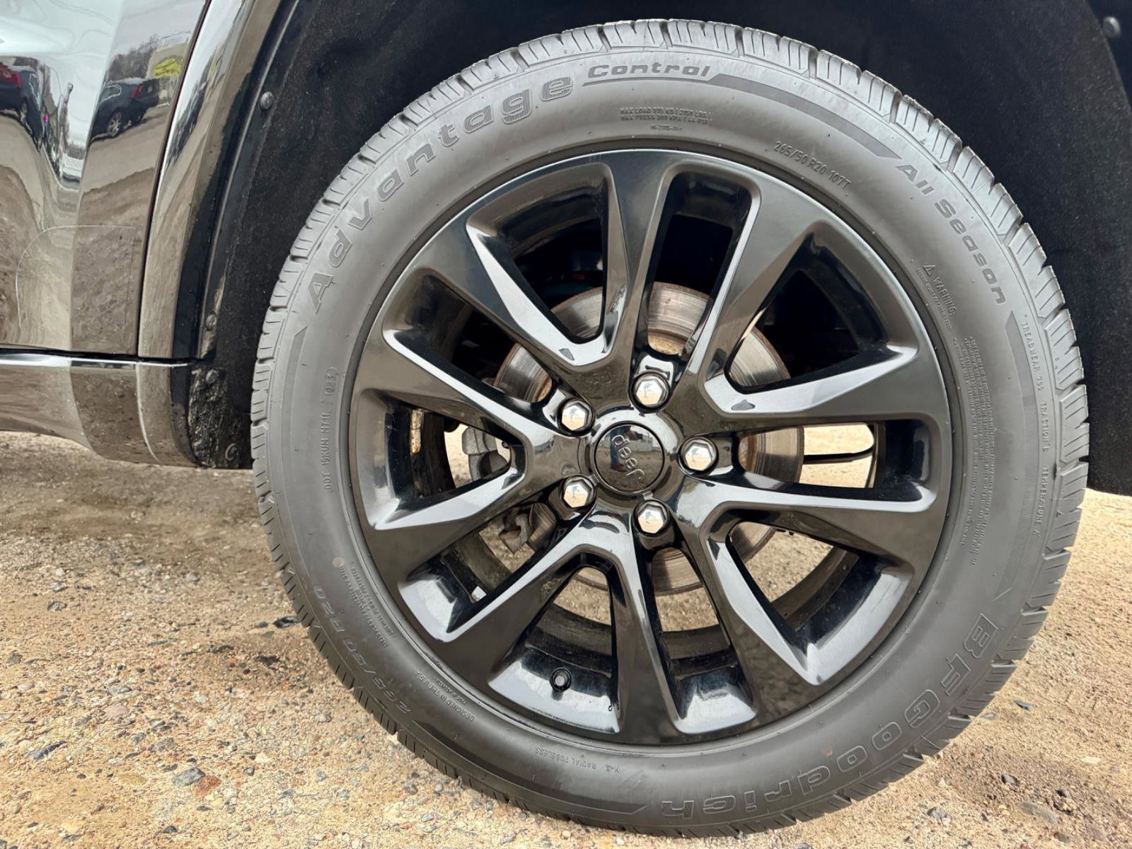 Used 2020 Jeep Grand Cherokee Altitude image 36