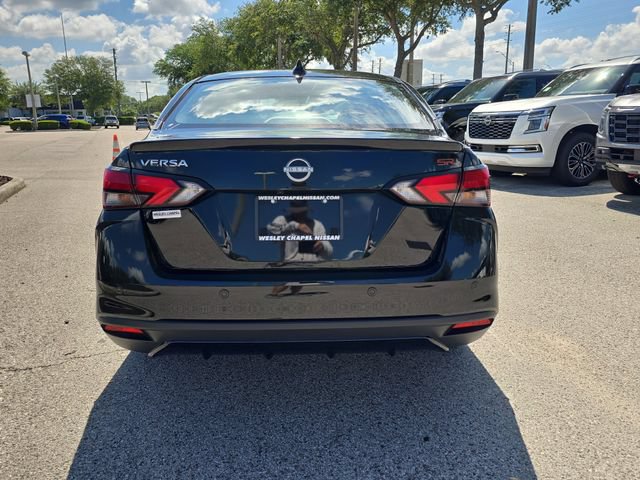 Used 2024 Nissan Versa SR FWD image 7