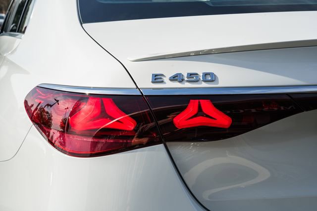 New 2026 Mercedes-Benz E 450 4MATIC Sedan image 7