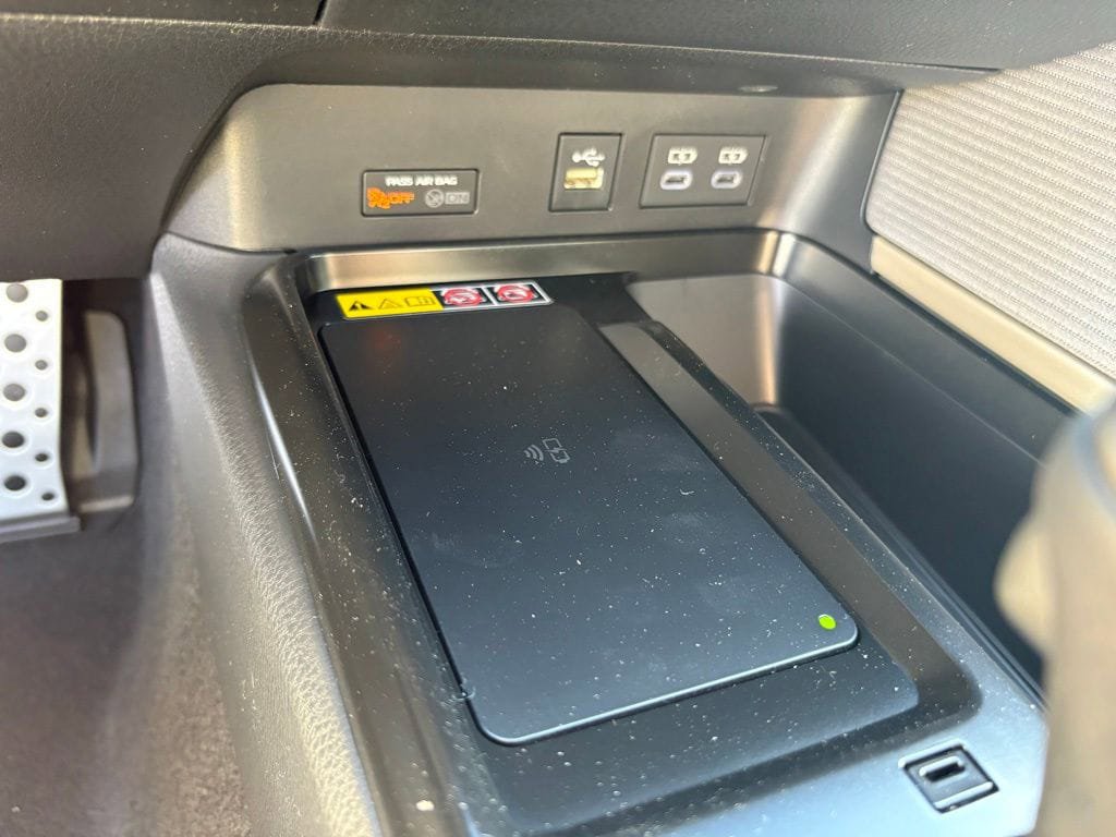 New 2026 Toyota Camry SE FWD image 24
