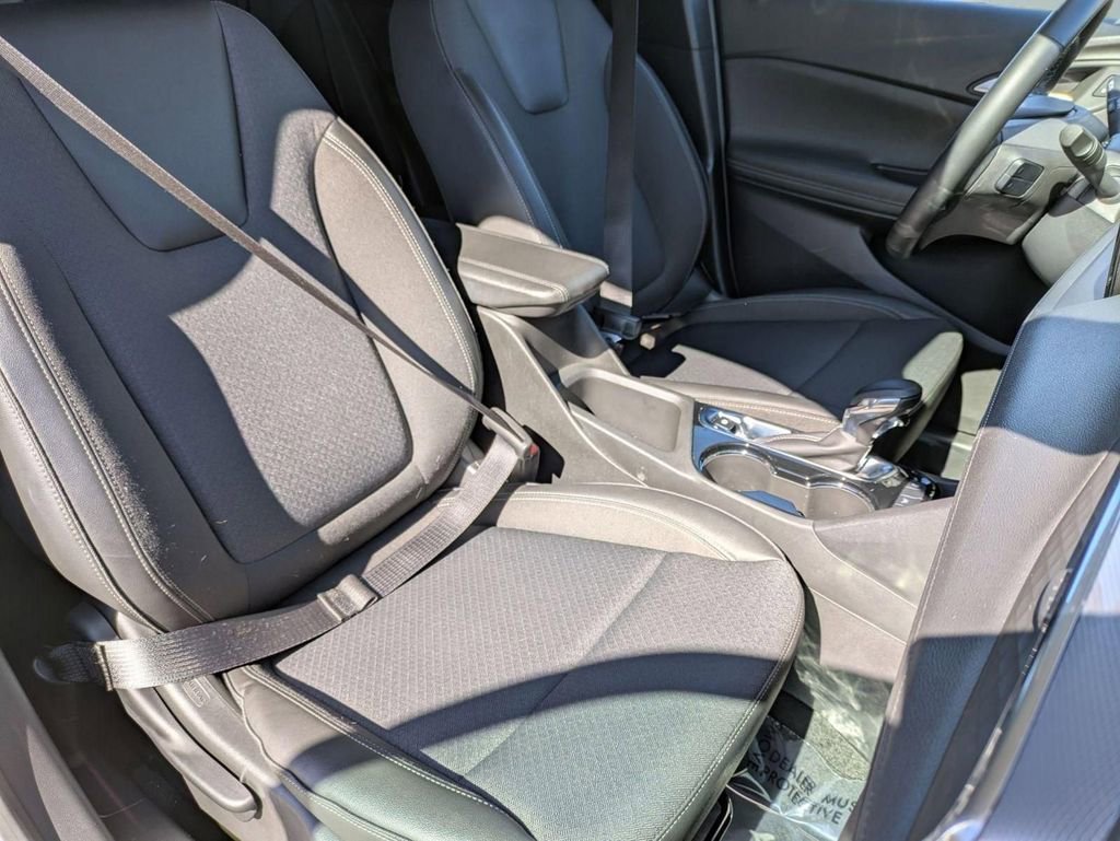 Used 2025 Buick Encore GX Preferred FWD image 26