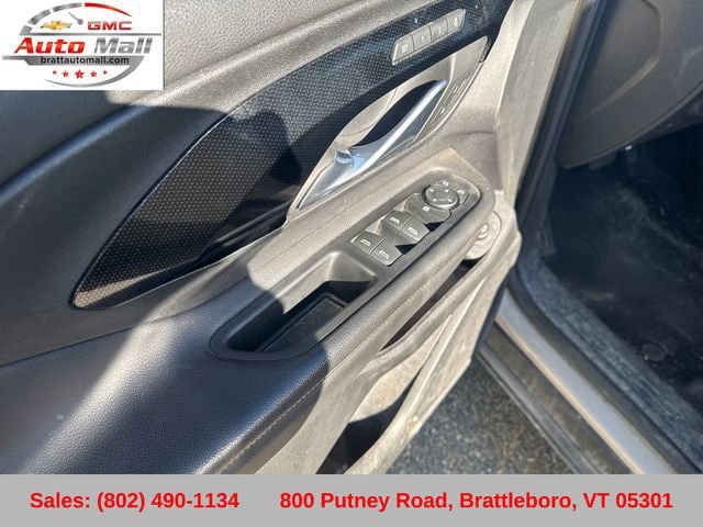 Used 2023 GMC Terrain AT4 AWD/4WD image 13