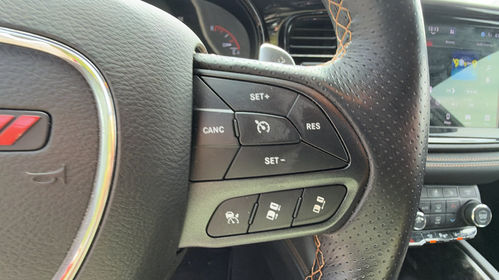 Used 2025 Dodge Durango R/T AWD/4WD image 31