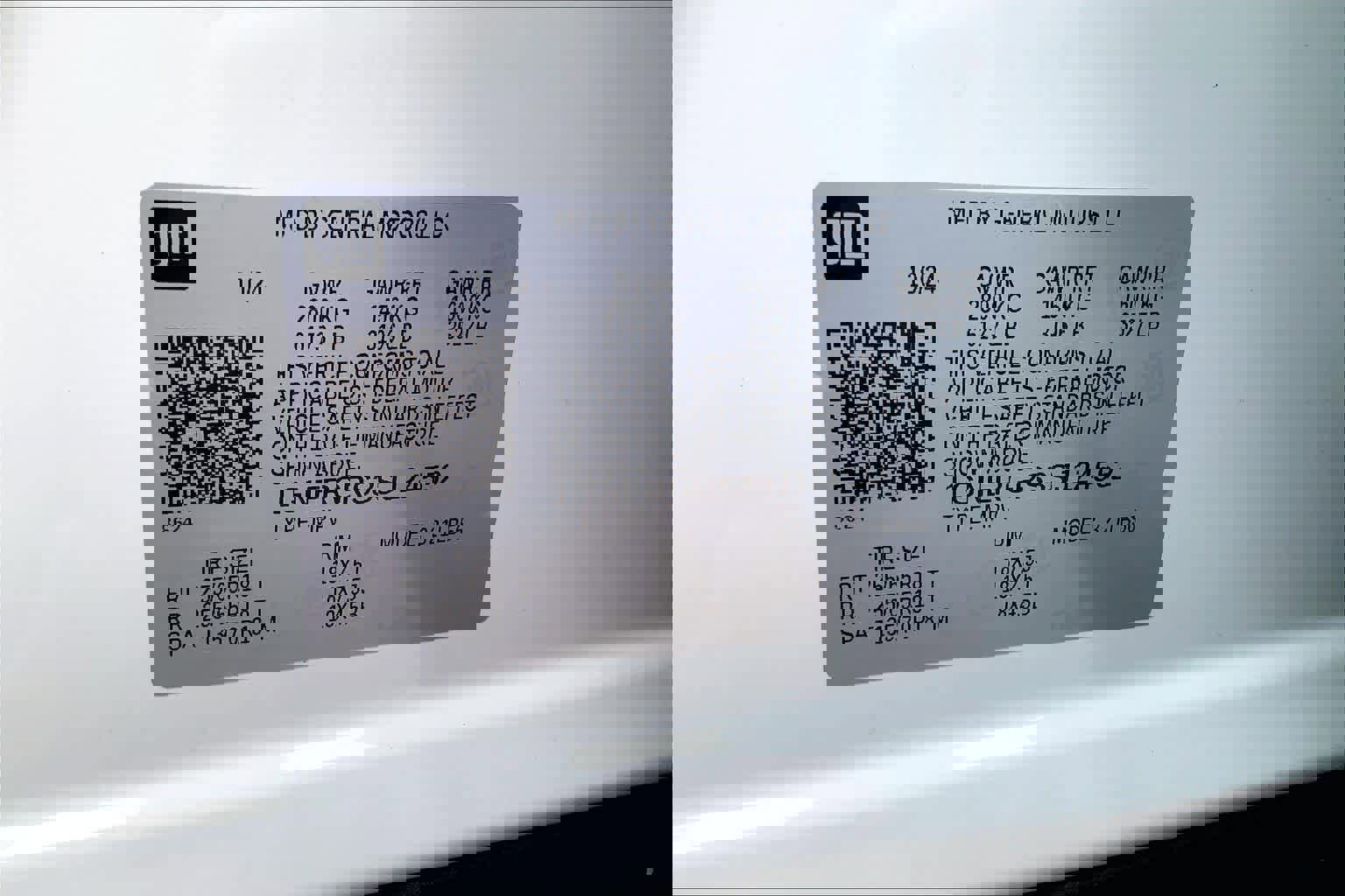 Used 2025 Chevrolet Traverse LT image 30