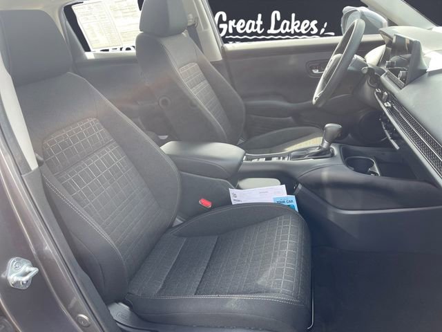 Certified 2025 Honda HR-V LX image 15