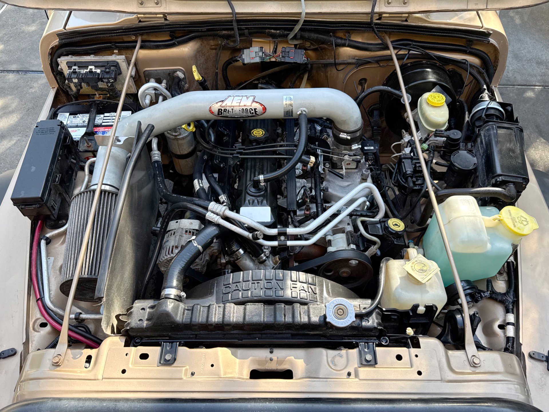 Used 2000 Jeep Wrangler Sport image 3