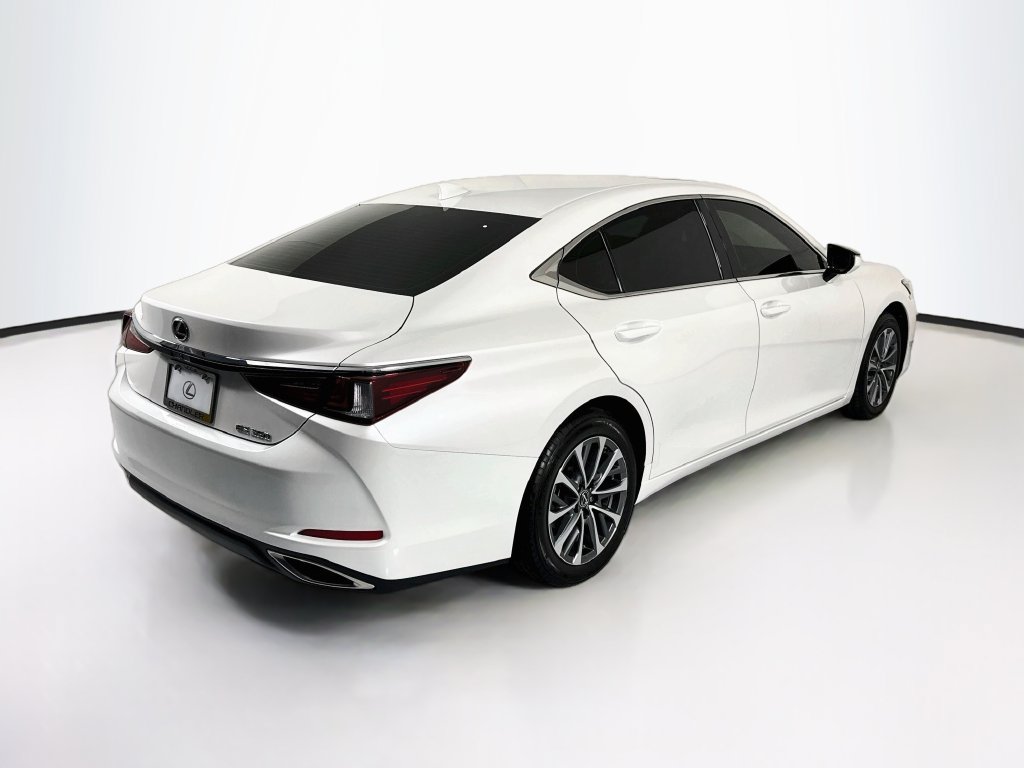 Used 2025 Lexus ES 350 w/ Accessory Package (Z2) FWD image 5