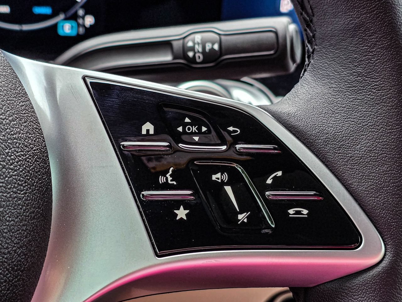 New 2026 Mercedes-Benz GLB 250 4MATIC image 24