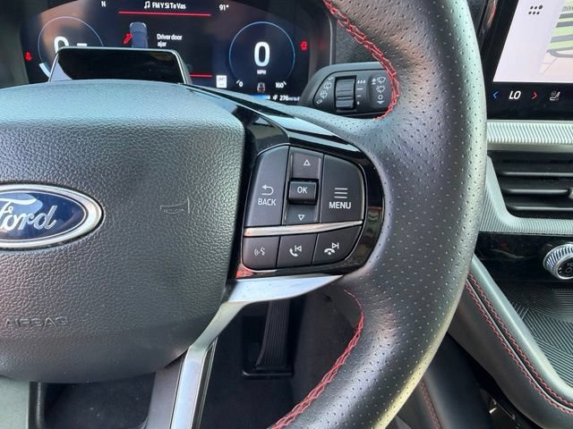 Used 2025 Ford Explorer ST-Line w/ ST-Line Street Pack AWD/4WD image 16