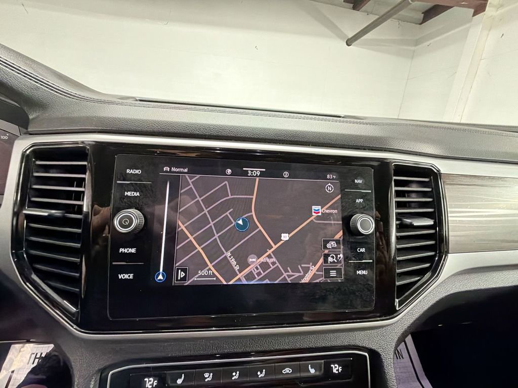 Used 2022 Volkswagen Atlas SEL image 14