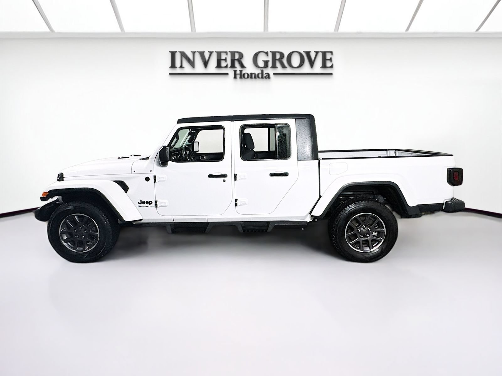 Used 2020 Jeep Gladiator Sport AWD/4WD image 8
