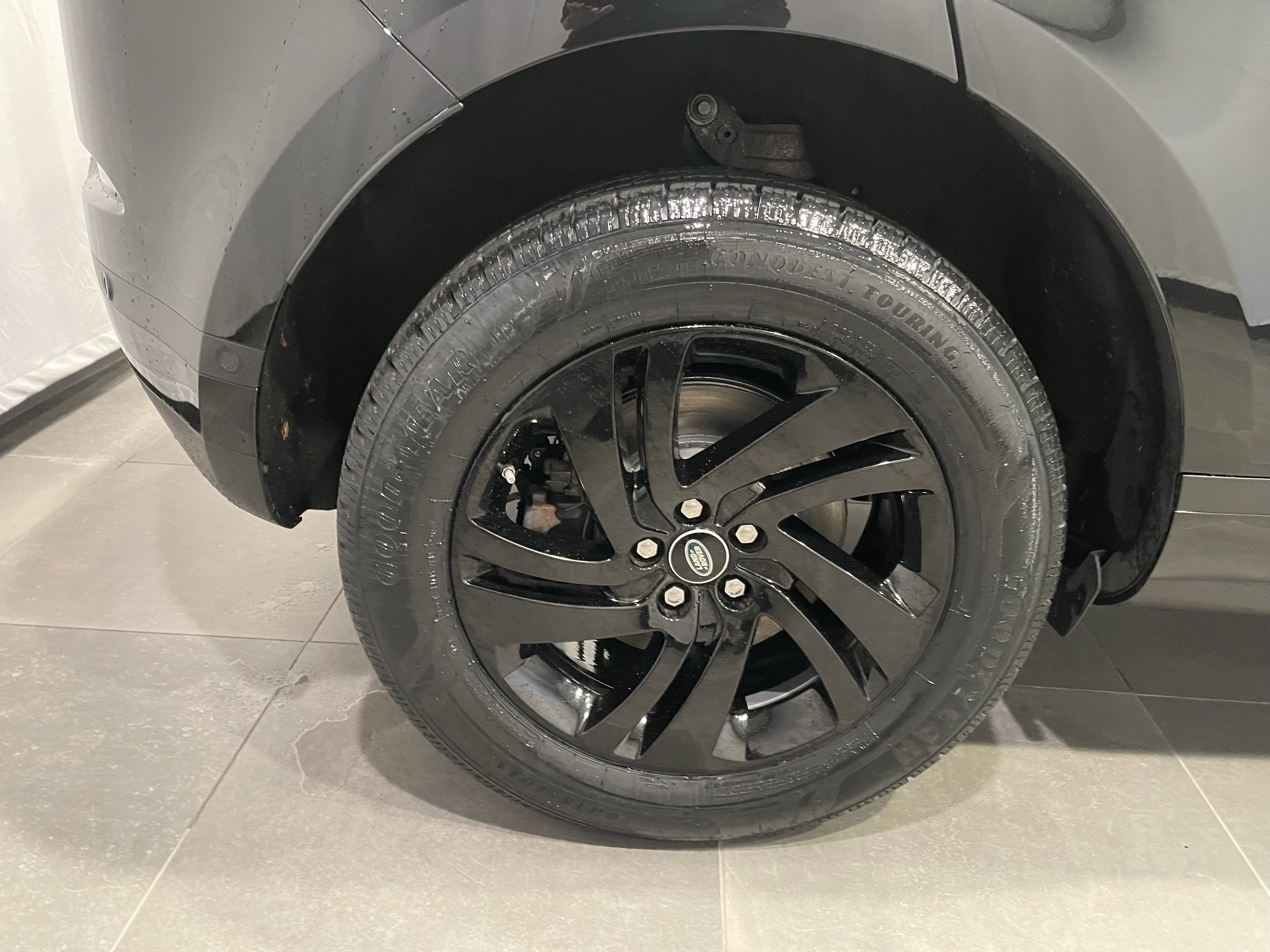 Used 2021 Land Rover Range Rover Evoque S image 10