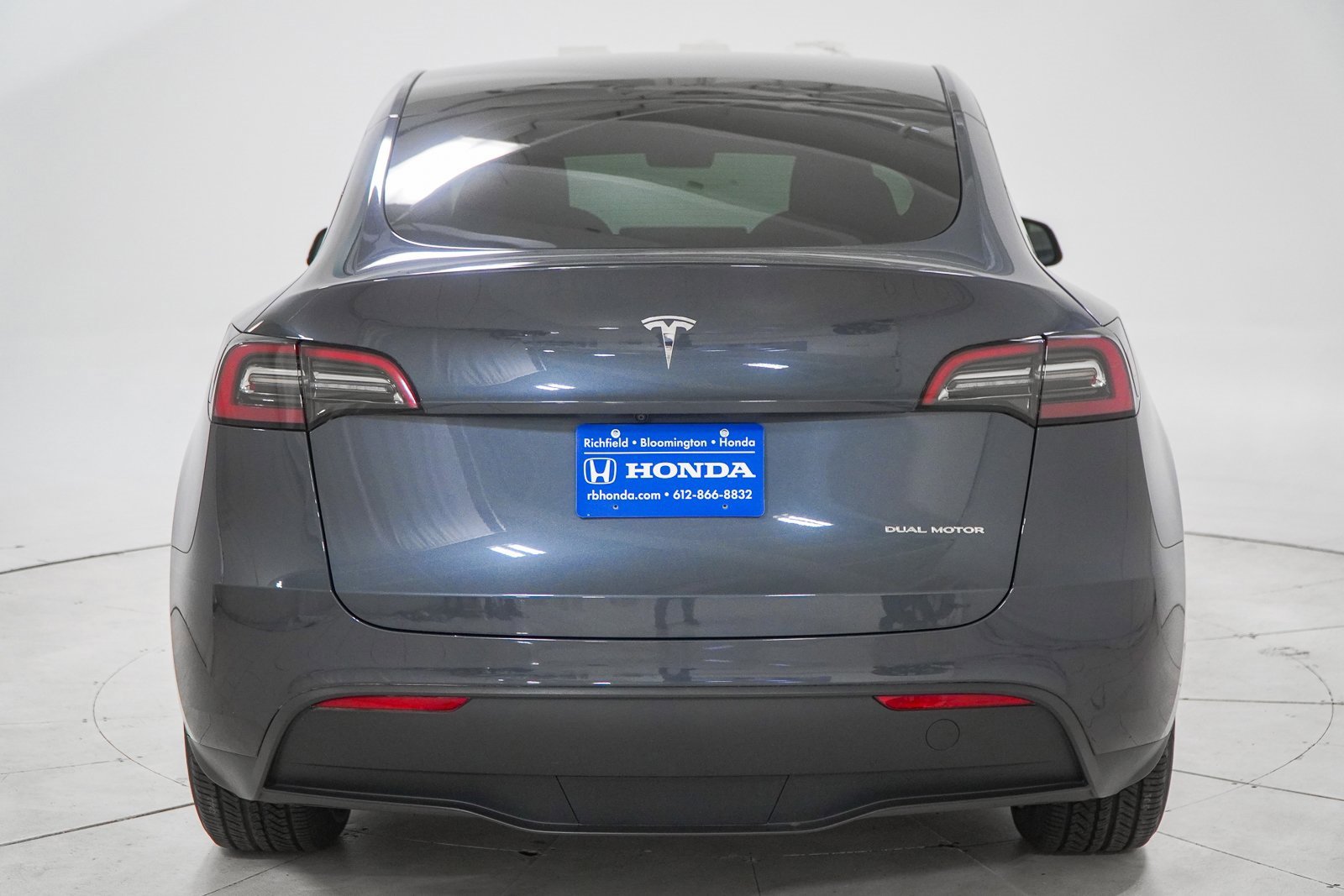 Used 2023 Tesla Model Y Long Range image 9