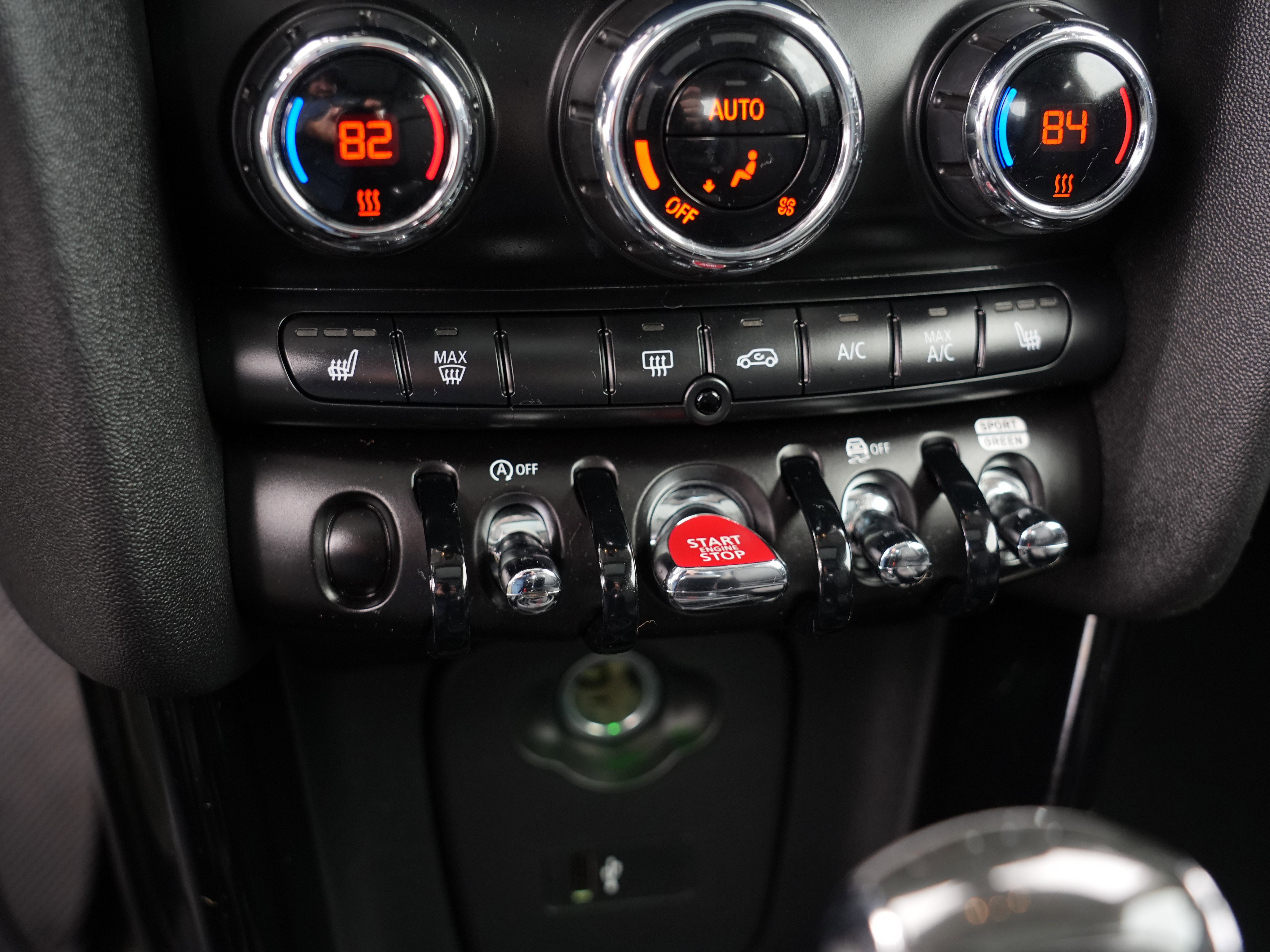 Used 2020 MINI Cooper S FWD image 29