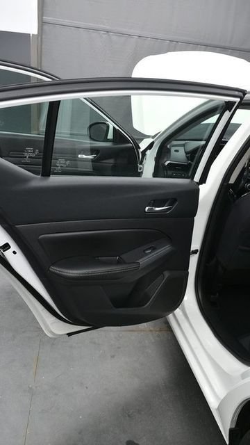 Used 2020 Nissan Altima 2.5 S FWD image 11