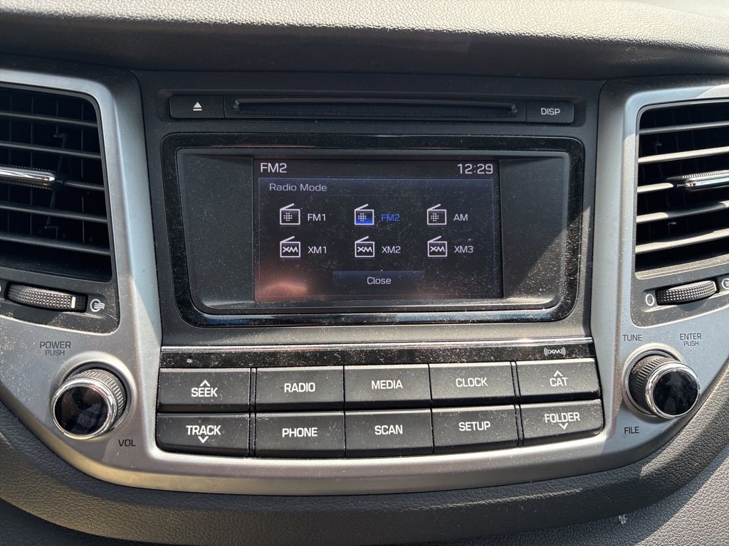 Used 2017 Hyundai Tucson Sport AWD/4WD image 19