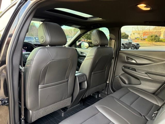 Used 2025 Buick Envista Avenir image 27
