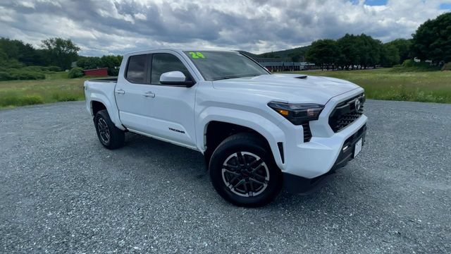 Certified 2024 Toyota Tacoma TRD Sport AWD/4WD image 2
