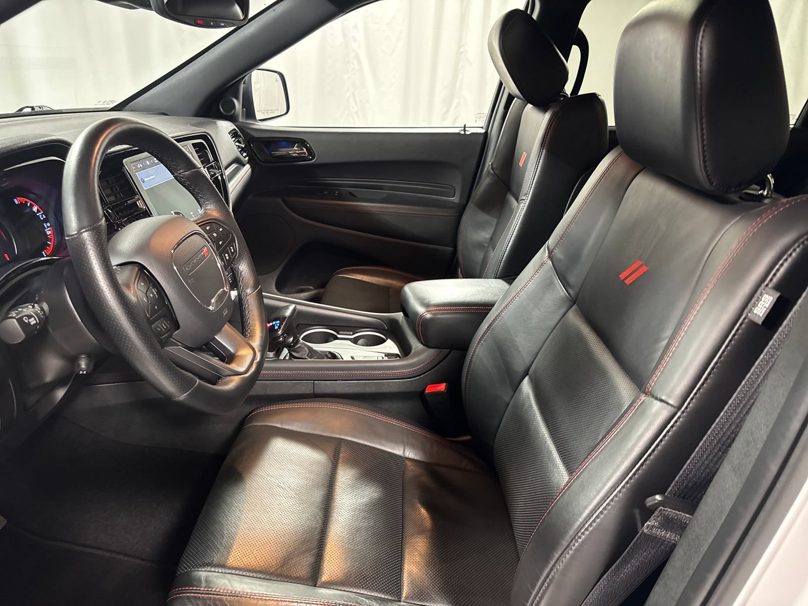 Used 2025 Dodge Durango R/T AWD/4WD image 3