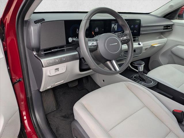 Used 2025 Hyundai Kona SEL image 10