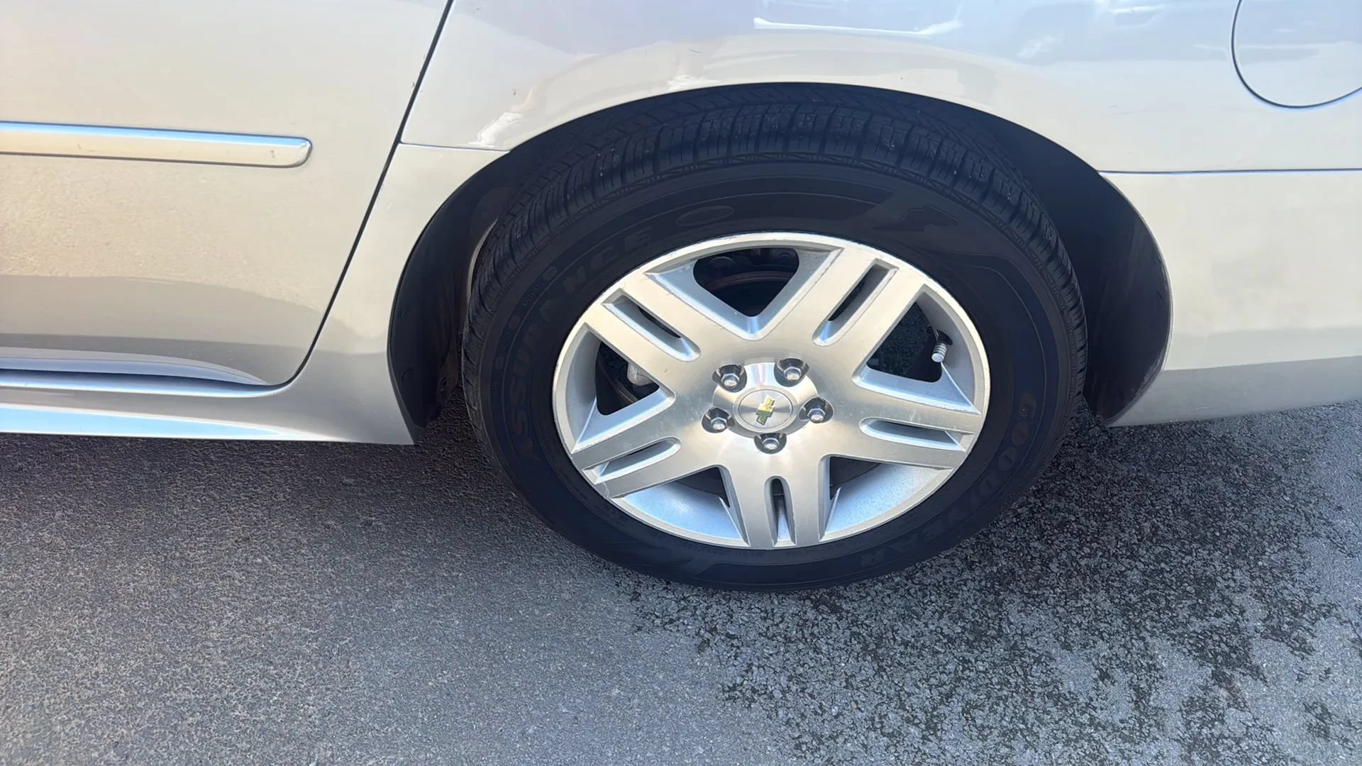 Used 2013 Chevrolet Impala LT w/ LT Sunroof Package FWD image 30