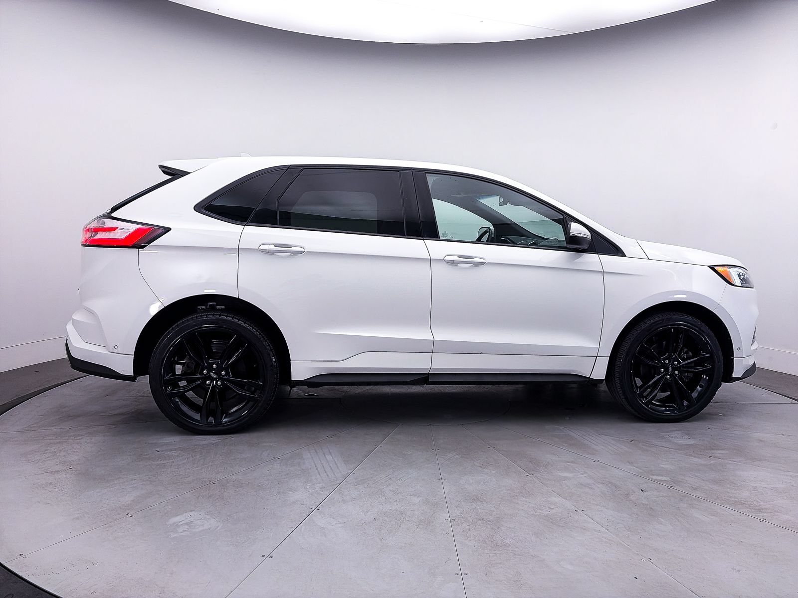 Used 2020 Ford Edge ST w/ Equipment Group 401A AWD/4WD image 43