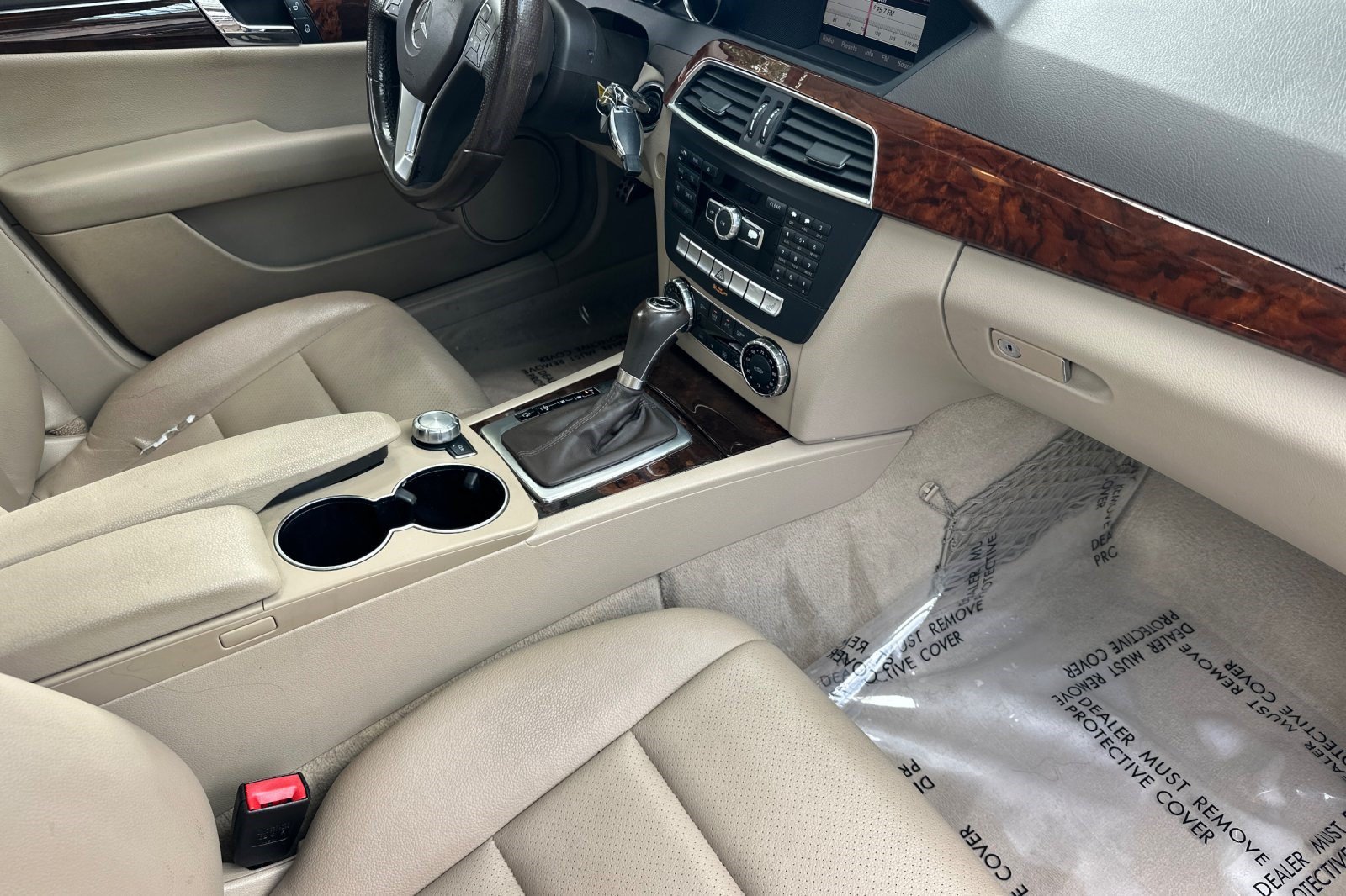 Used 2013 Mercedes-Benz C 250 Sedan image 30