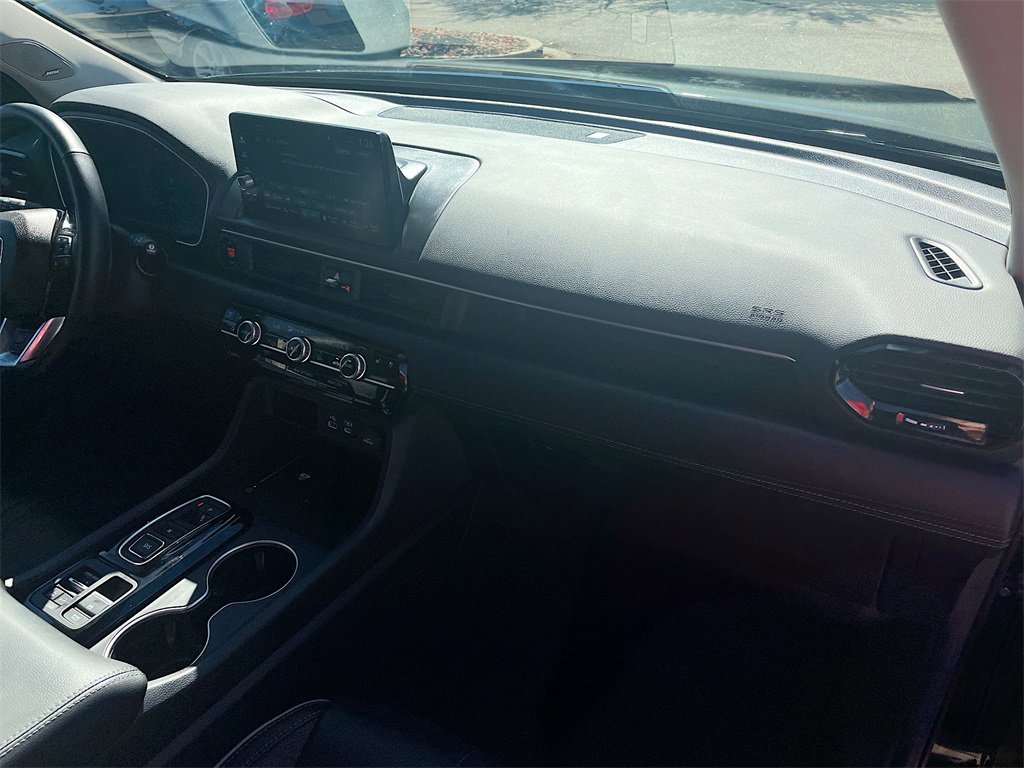 Used 2025 Honda Pilot Elite image 30