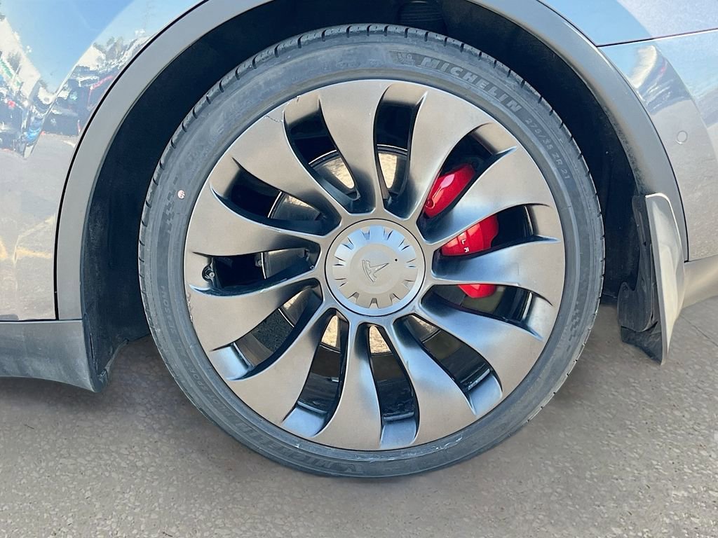 Used 2022 Tesla Model Y Performance image 28