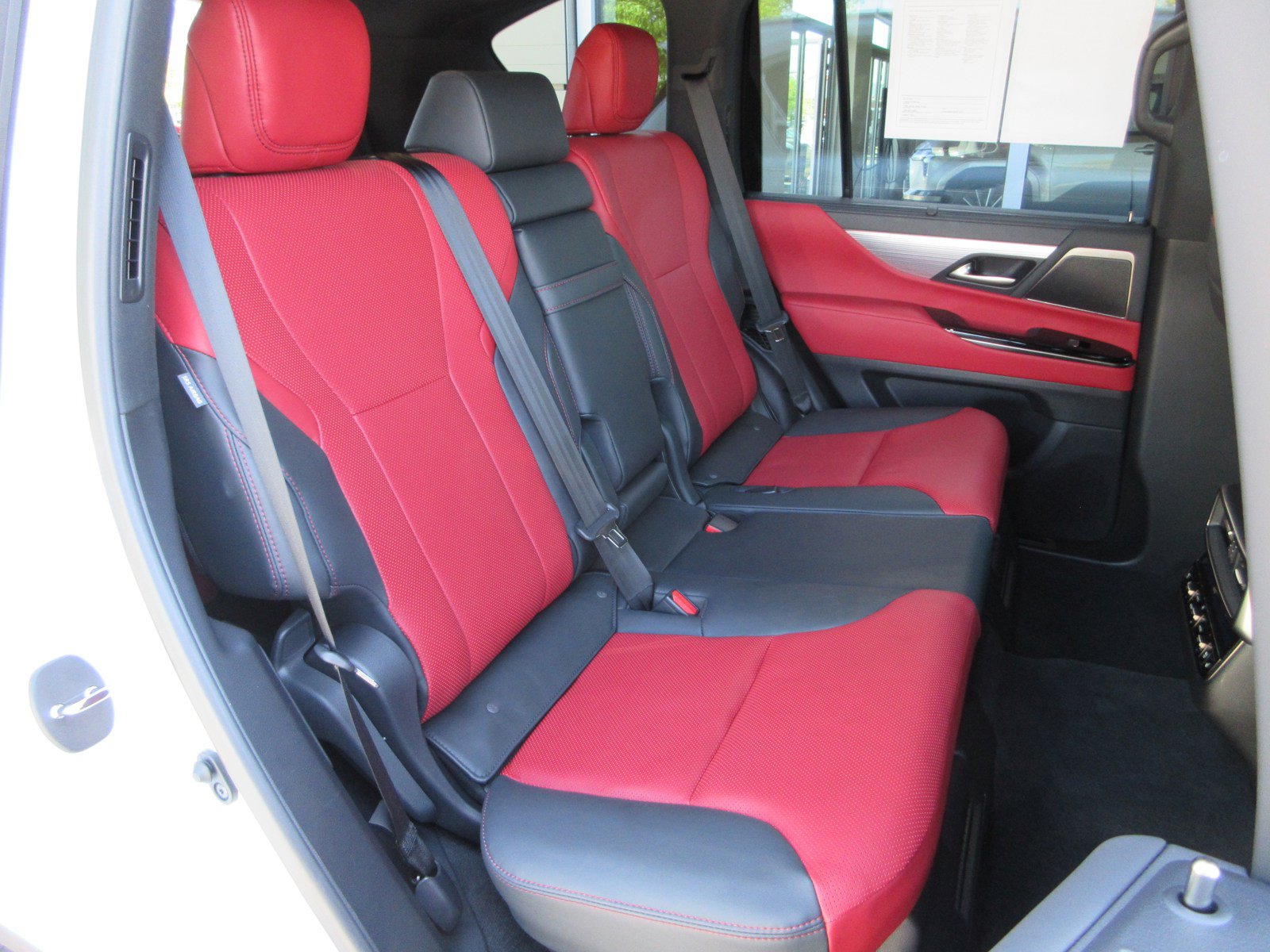 Used 2024 Lexus LX 600 F Sport AWD/4WD image 23