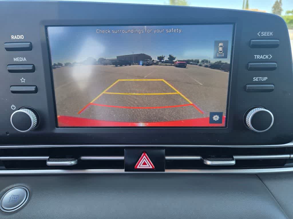 Used 2023 Hyundai Elantra SEL FWD image 11