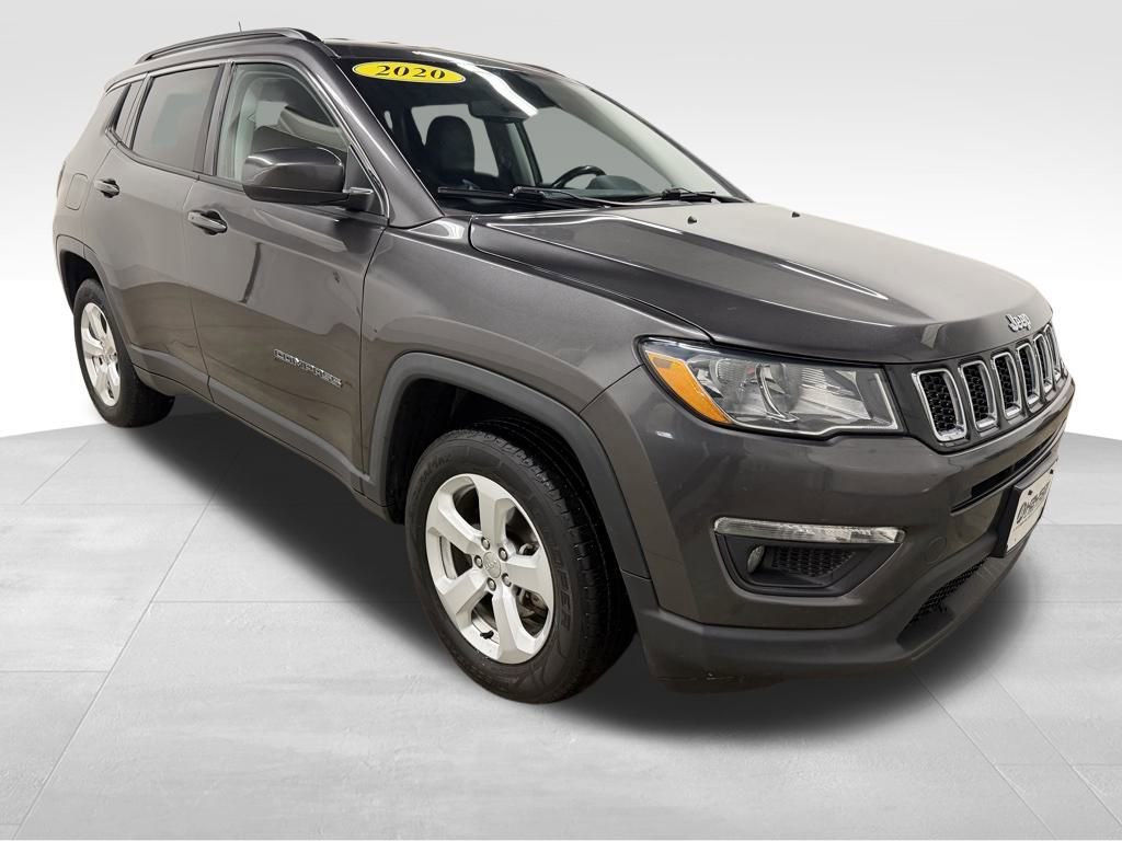 Used 2020 Jeep Compass Latitude w/ Cold Weather Group image 2
