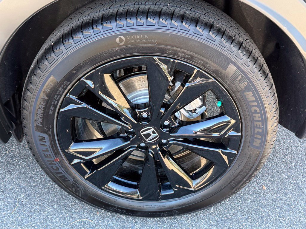 Certified 2026 Honda CR-V Sport Touring image 12