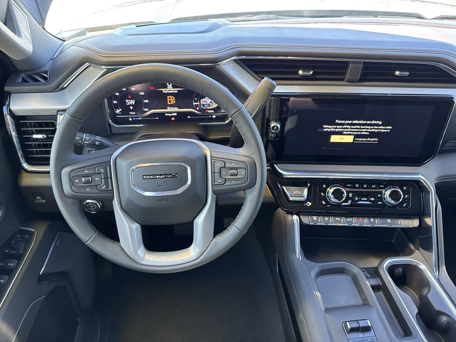 New 2025 GMC Sierra 2500 Denali w/ Denali Reserve Package image 17