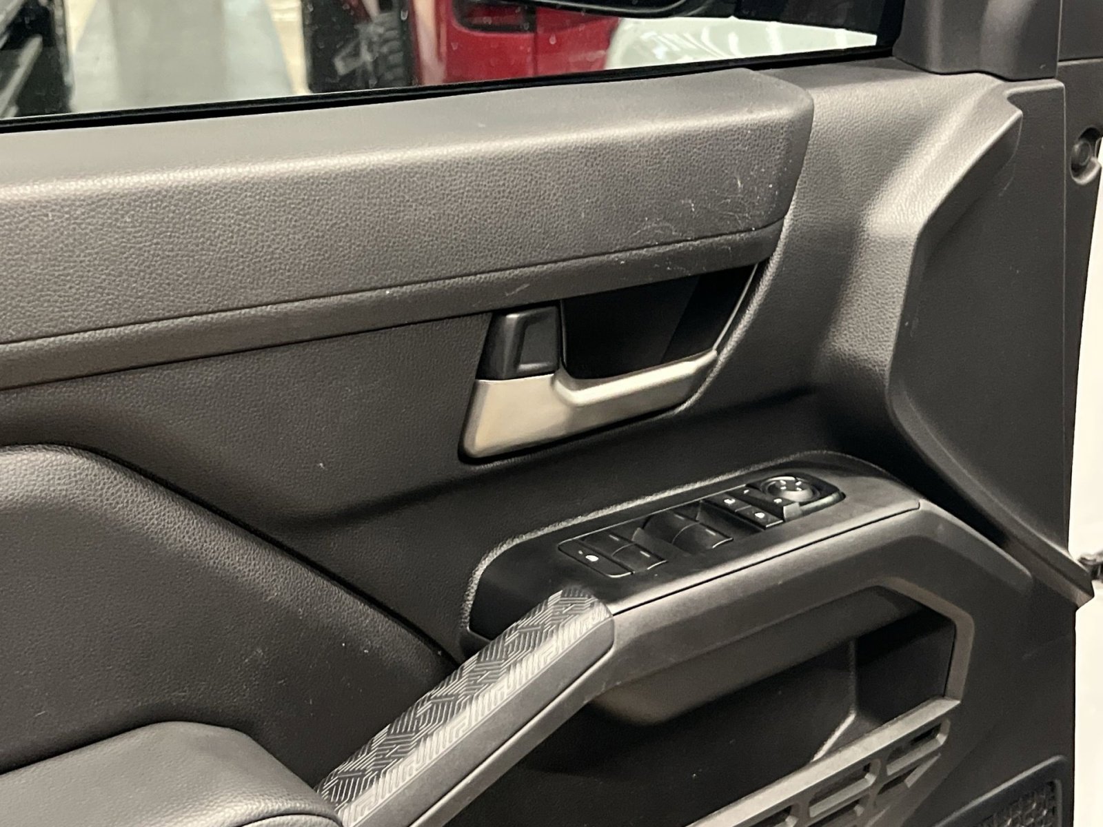 Used 2024 Toyota Tacoma TRD Sport w/ TRD Sport Upgrade Package image 11