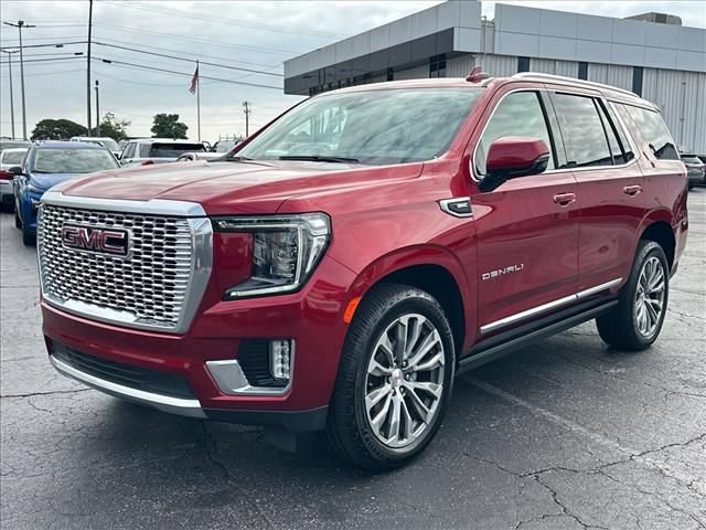 Used 2021 GMC Yukon Denali w/ Denali Premium Package RWD image 5