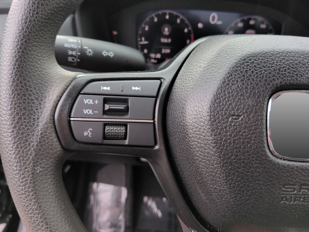 Used 2025 Honda Accord LX image 18