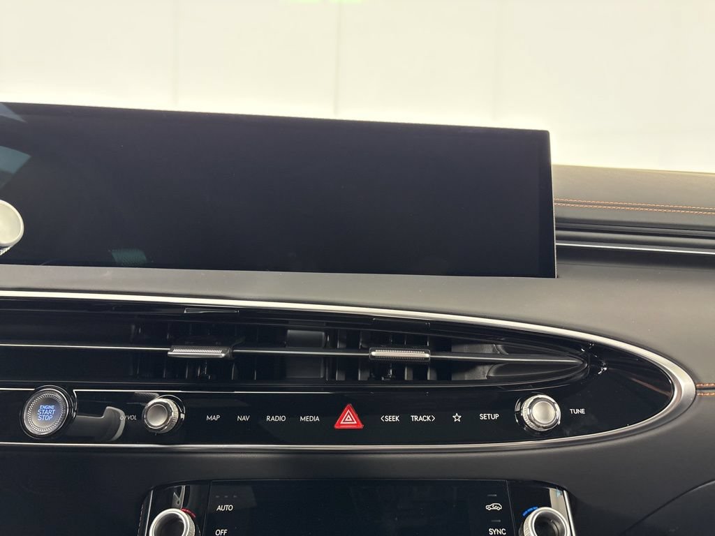 New 2026 Genesis GV70 2.5T Sport Prestige AWD/4WD image 25