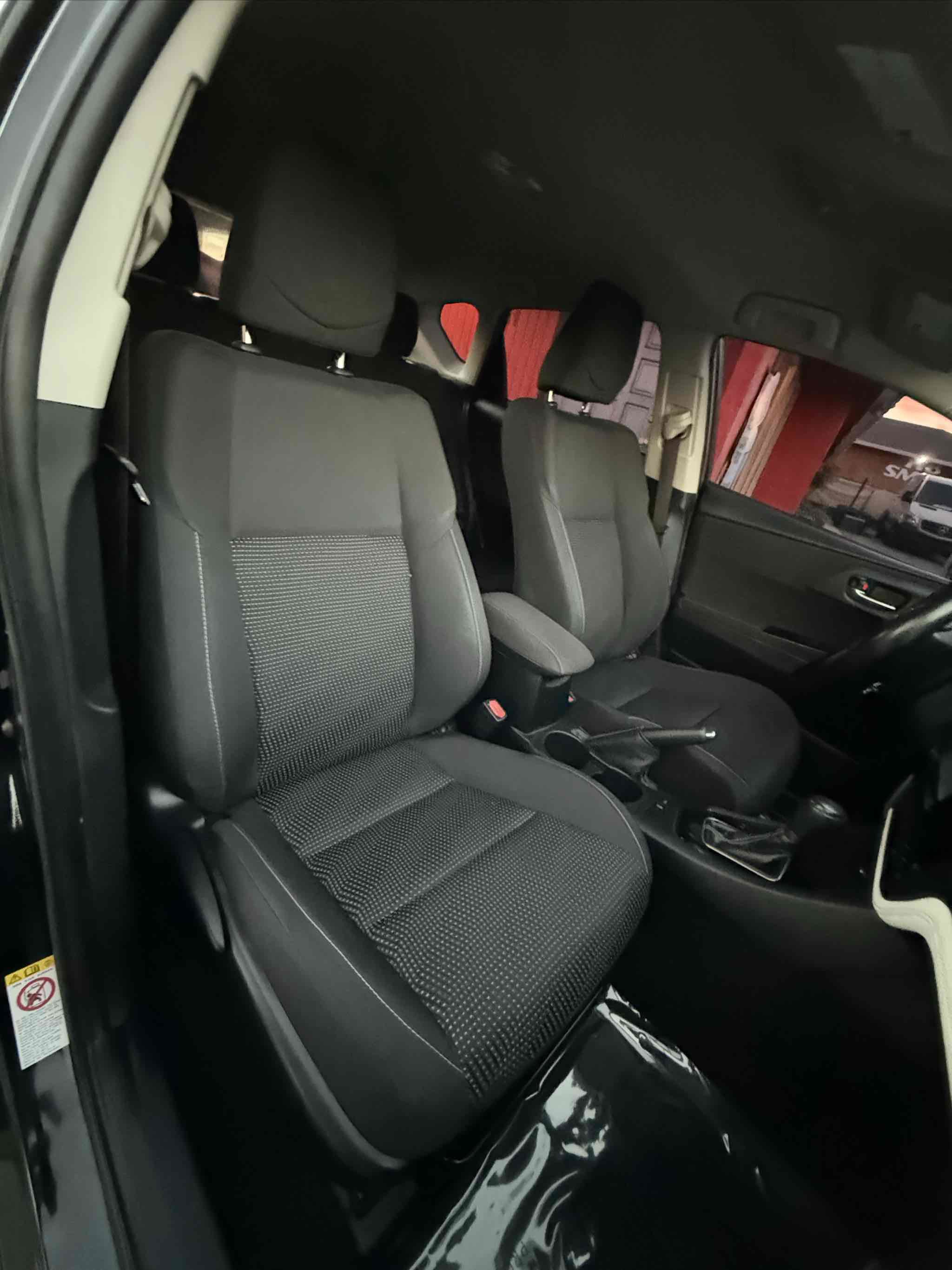 Used 2017 Toyota Corolla iM image 33