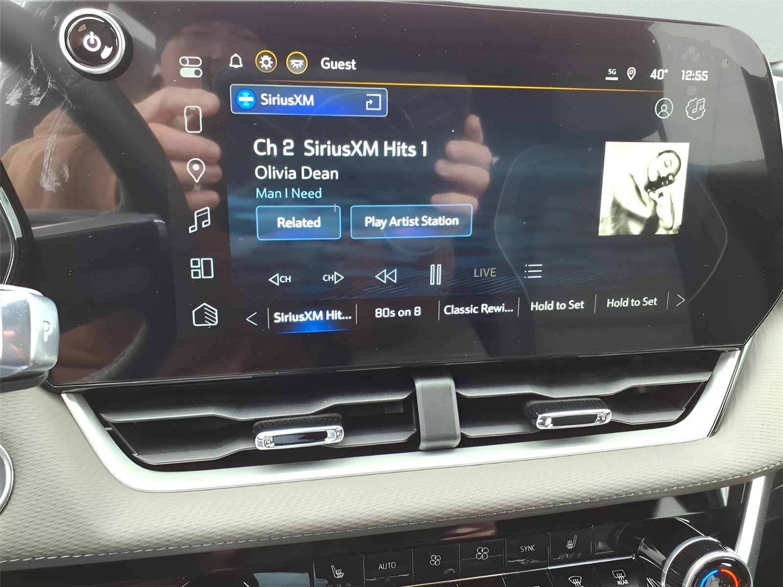 New 2026 Chevrolet Equinox LT w/ Convenience Package II image 19