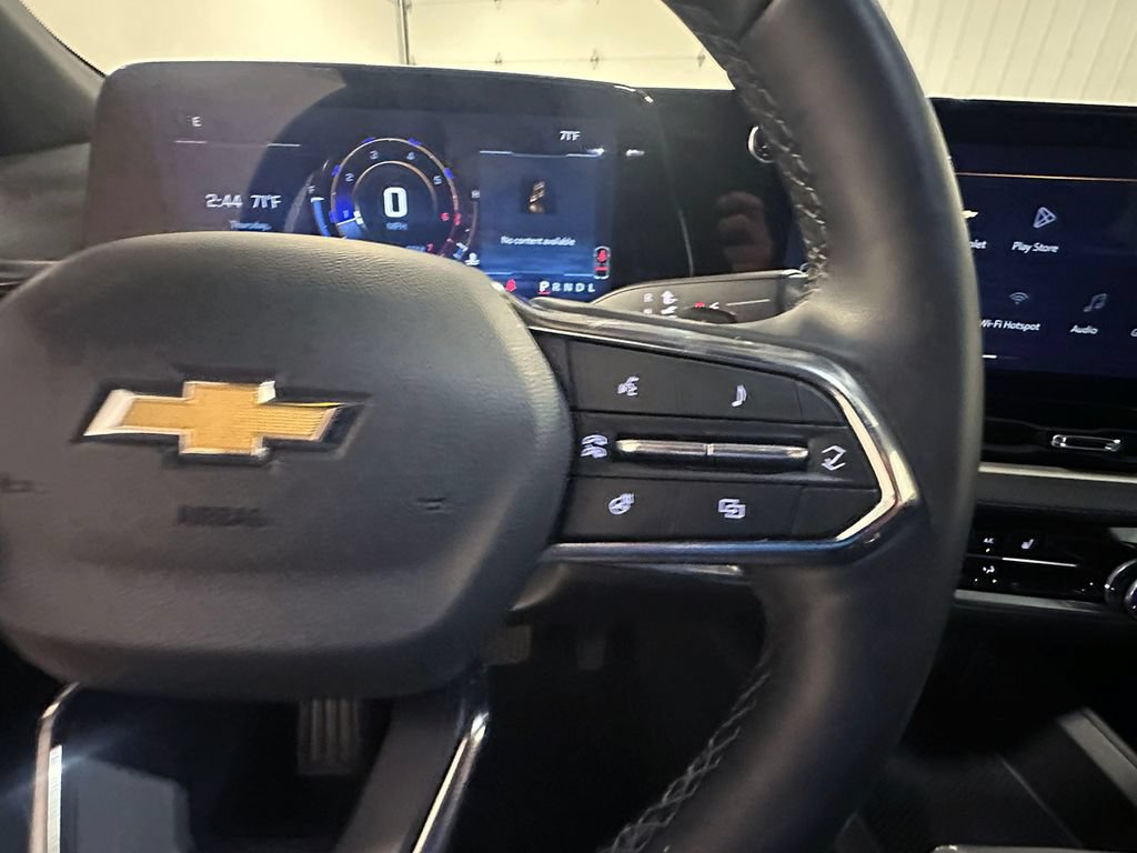 Used 2026 Chevrolet Equinox LT AWD/4WD image 37