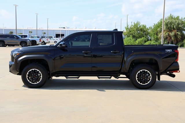 New 2024 Toyota Tacoma TRD Off-Road image 5