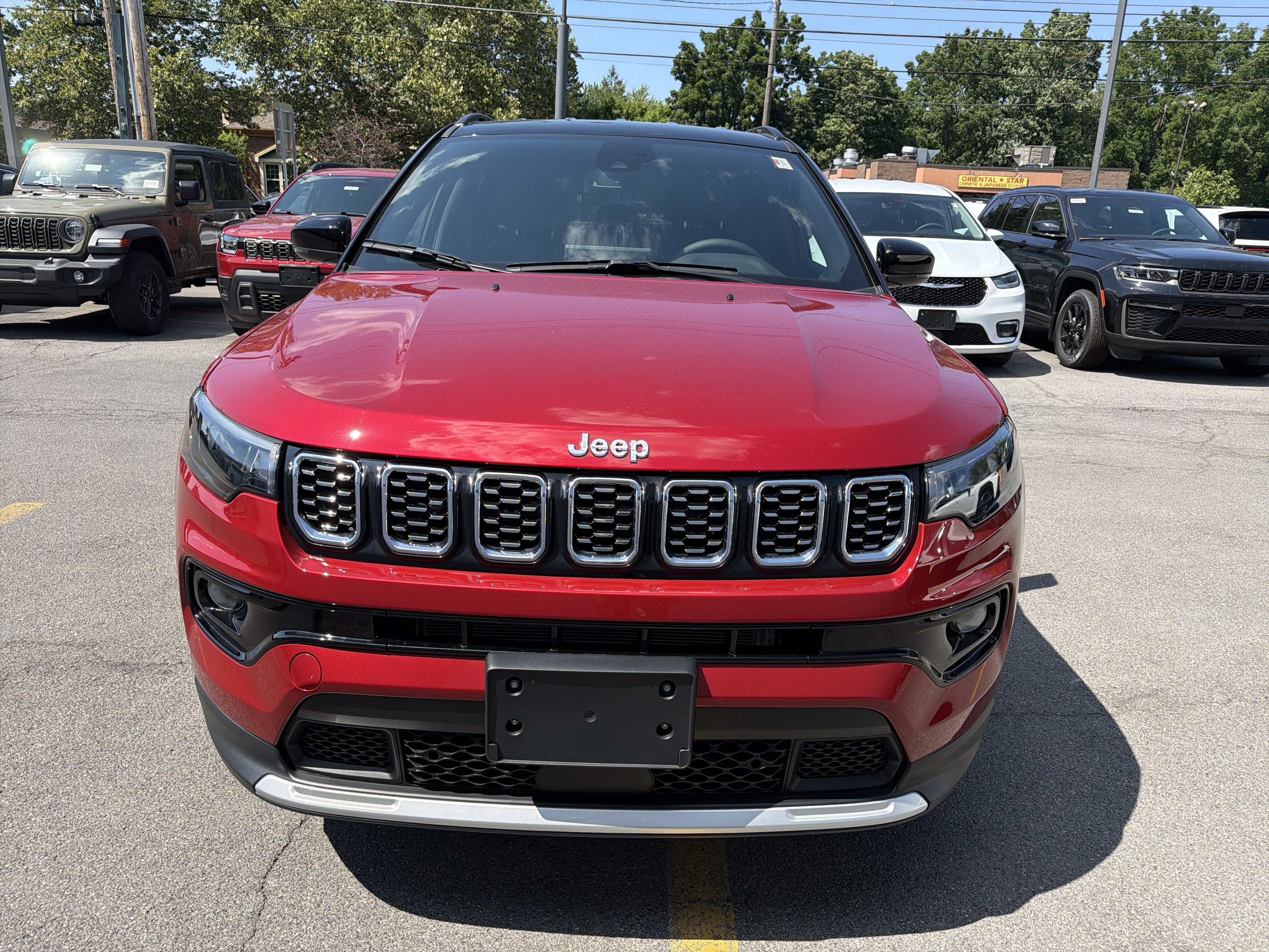 Used 2026 Jeep Compass Limited AWD/4WD image 3