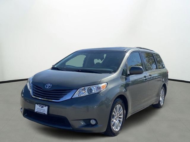 Used 2011 Toyota Sienna XLE w/ Premium Pkg FWD image 1