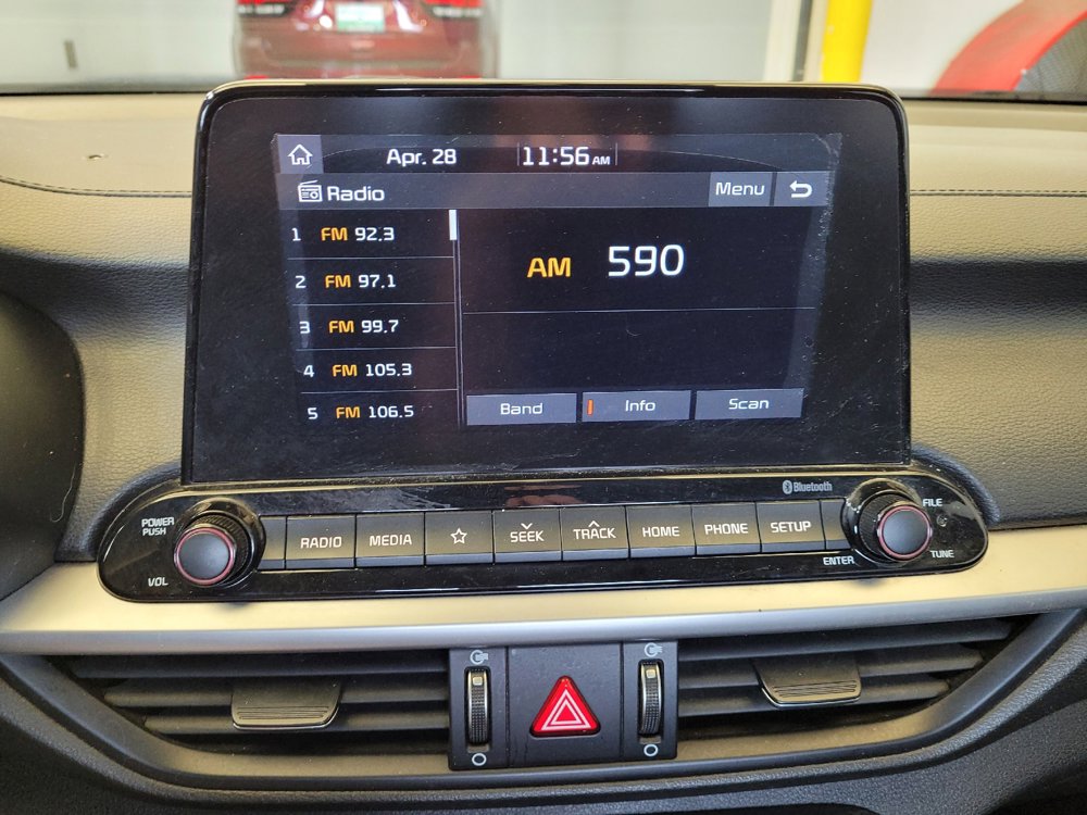 Used 2020 Kia Forte LXS FWD image 25