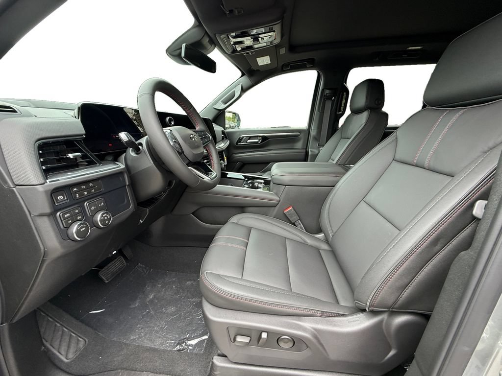 New 2026 Chevrolet Suburban RST w/ Comfort Package AWD/4WD image 9