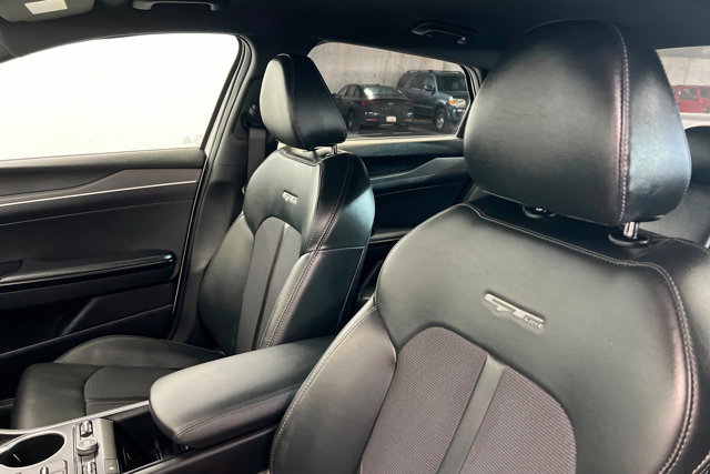 Used 2022 Kia K5 GT-Line image 16